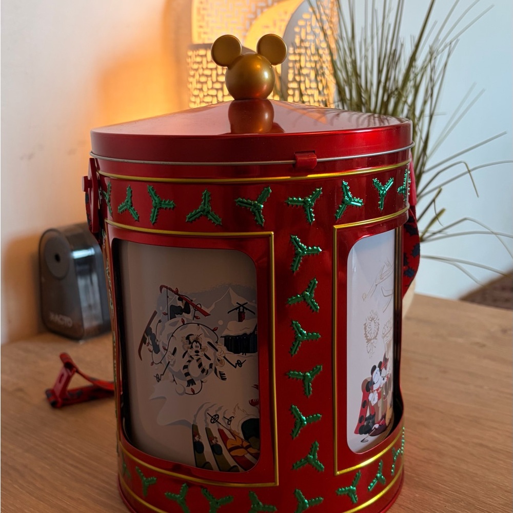 Disney Parks Mickey & Friends 2022 Holiday Popcorn Bucket